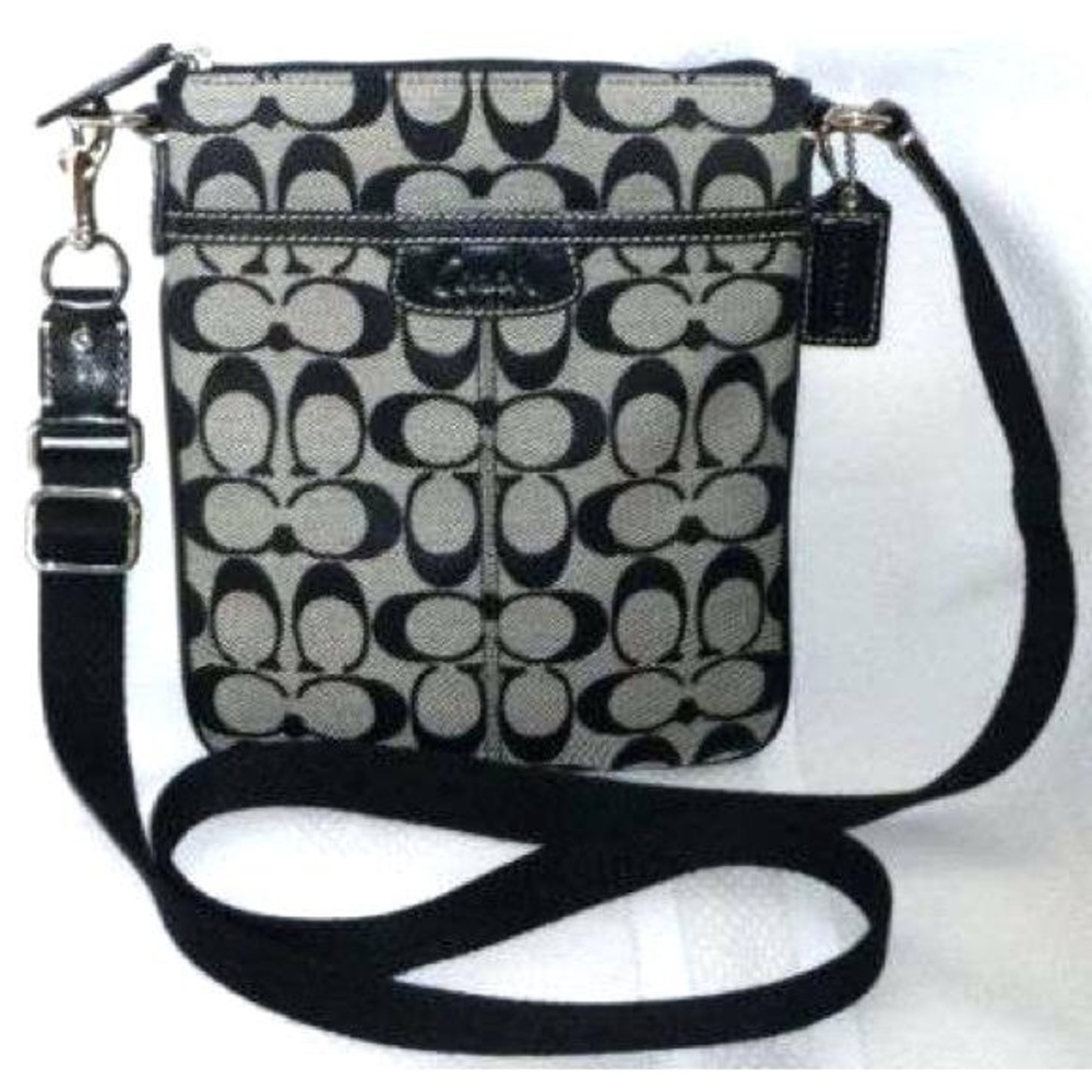 Classic Coach Crossbody